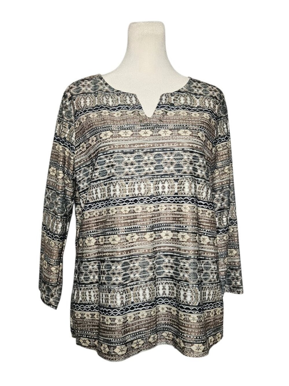 NWT Napa Valley Women Medium Petite 3/4 Sleeve Lined V-Neck Embellished Tribal
